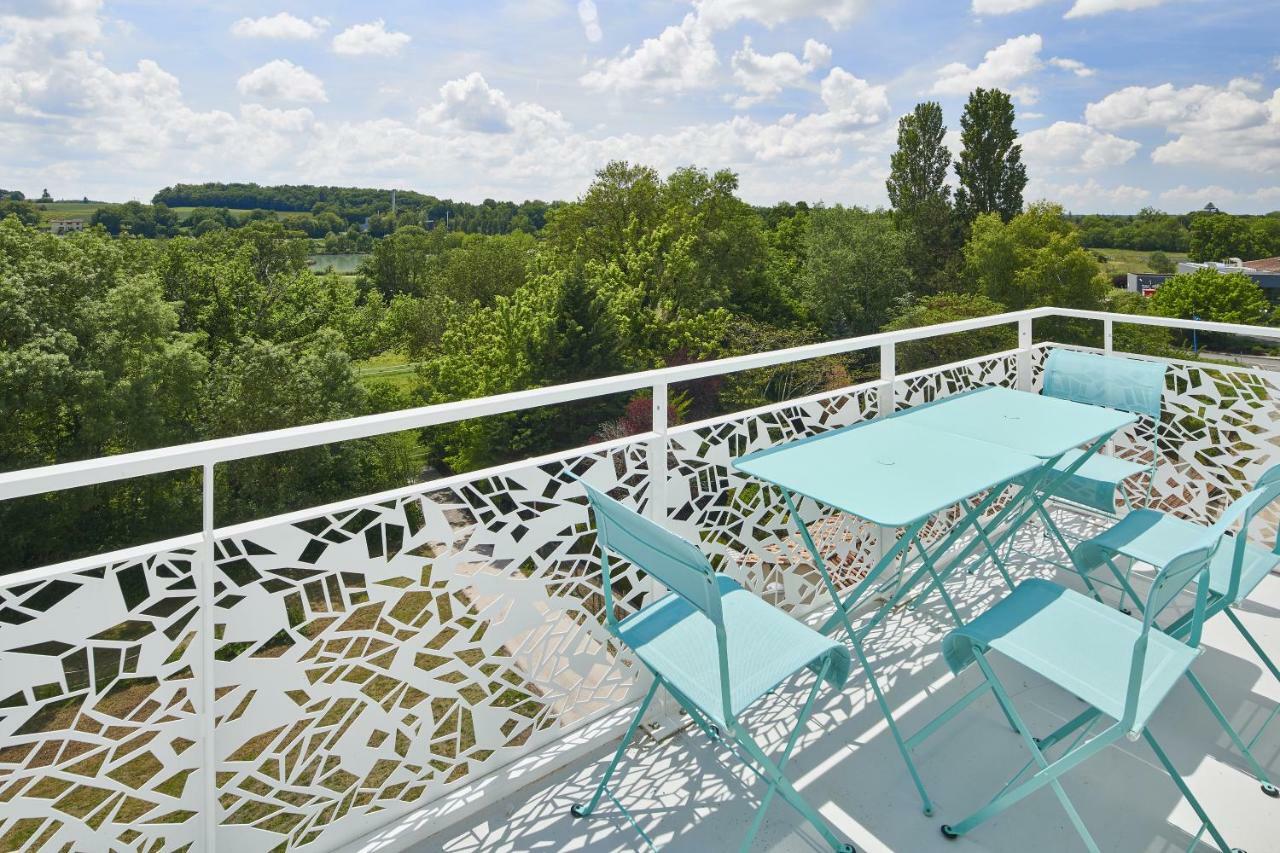 Residence Vacances Bleues Les Coteaux De Jonzac Exterior photo
